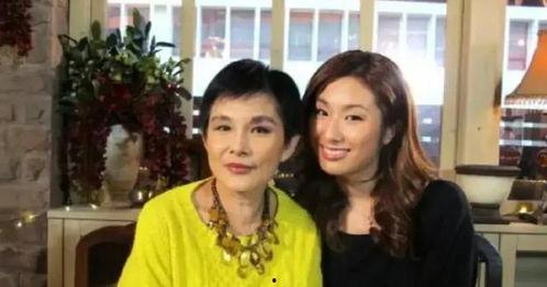 娱乐八卦姐妹吃瓜,吃瓜现场,笑料连连! 第3张 娱乐八卦姐妹吃瓜,吃瓜现场,笑料连连! 第3张