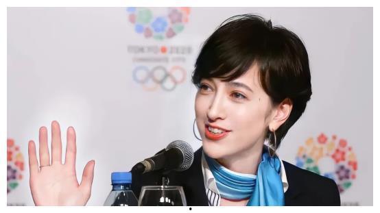 娱乐圈吃瓜名字大全男,揭秘明星们的“另类昵称” 第3张 娱乐圈吃瓜名字大全男,揭秘明星们的“另类昵称” 第3张