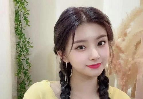 娱乐吃瓜小妹子是谁,她是如何成为网络红人的? 第3张 娱乐吃瓜小妹子是谁,她是如何成为网络红人的? 第3张