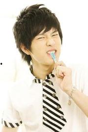 吃瓜娱乐王栎鑫是谁的孩子,揭秘吃瓜娱乐背后的家族故事 第3张 吃瓜娱乐王栎鑫是谁的孩子,揭秘吃瓜娱乐背后的家族故事 第3张