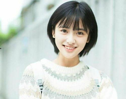 娱乐吃瓜君圆脸小花,娱乐吃瓜君带你揭秘娱乐圈小花背后的故事 第2张 娱乐吃瓜君圆脸小花,娱乐吃瓜君带你揭秘娱乐圈小花背后的故事 第2张