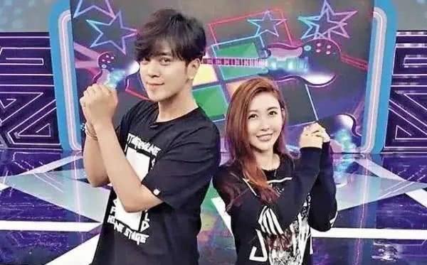 娱乐圈综艺吃瓜,揭秘明星背后的“吃瓜”故事 第2张 娱乐圈综艺吃瓜,揭秘明星背后的“吃瓜”故事 第2张