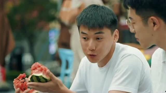 娱乐吃瓜和女朋友分手了,娱乐吃瓜背后的情感纠葛 第3张 娱乐吃瓜和女朋友分手了,娱乐吃瓜背后的情感纠葛 第3张