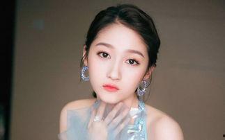 七姐吃瓜娱乐圈百度云,揭秘娱乐圈幕后故事